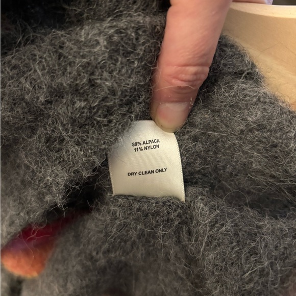 Brooklyn Industries Alpaca Small Sweater - Picture 3 of 4